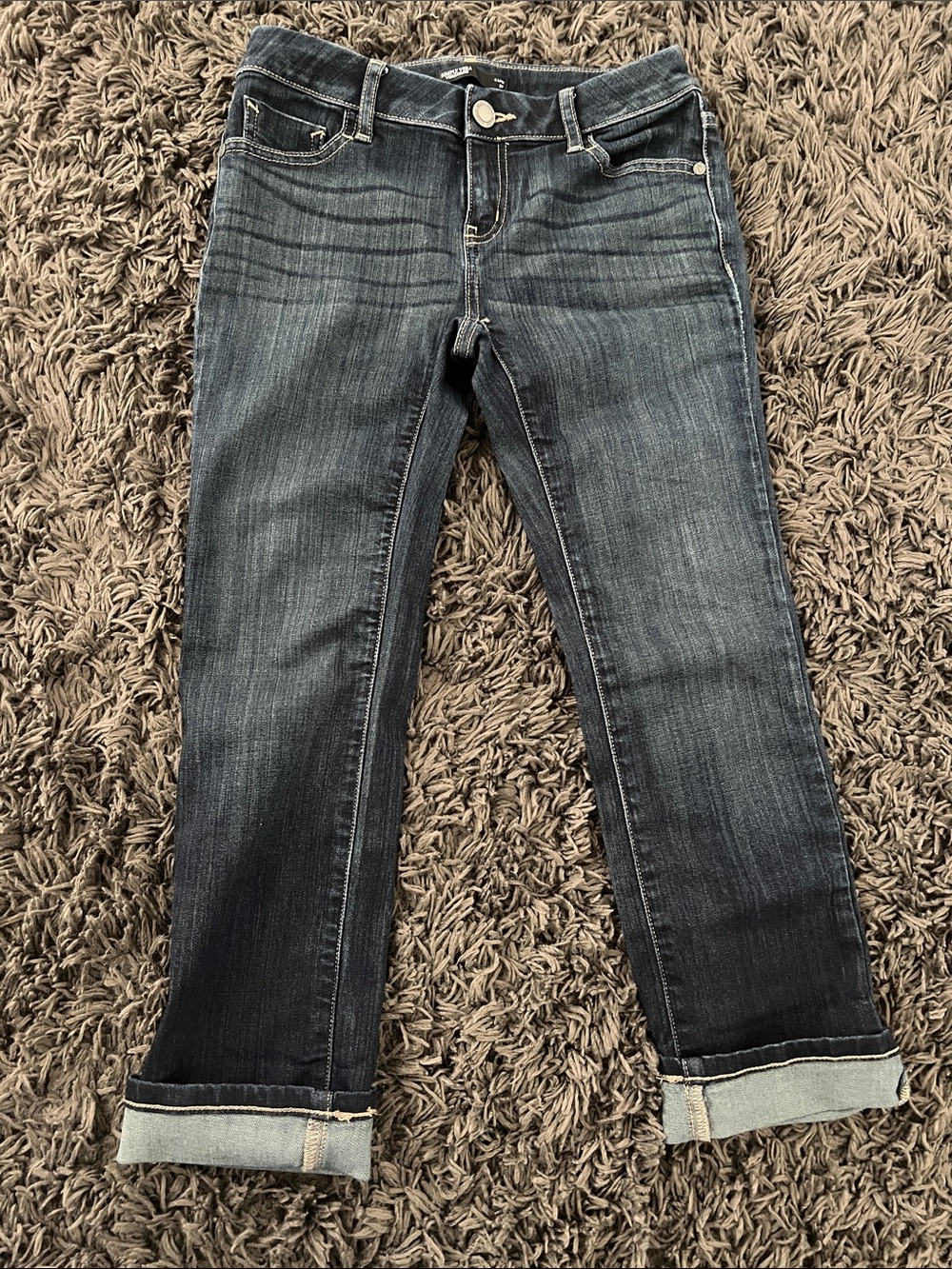 Simply Vera  Vera Wang Capri Dark wash Jeans 2P
